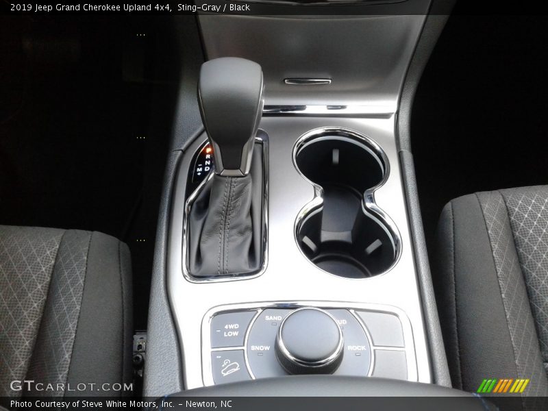 Sting-Gray / Black 2019 Jeep Grand Cherokee Upland 4x4
