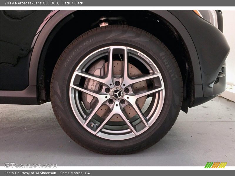 Black / Black 2019 Mercedes-Benz GLC 300