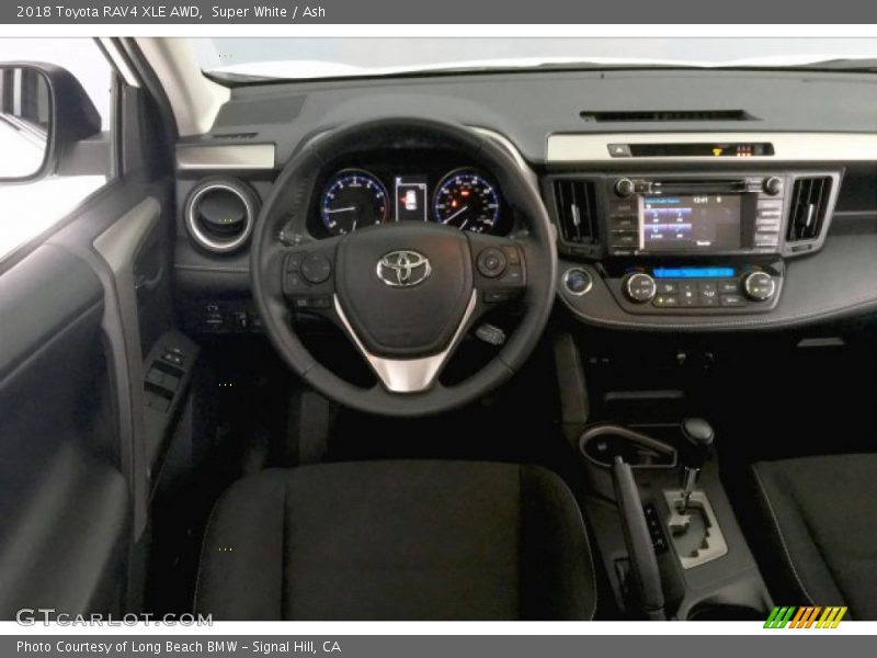 Super White / Ash 2018 Toyota RAV4 XLE AWD