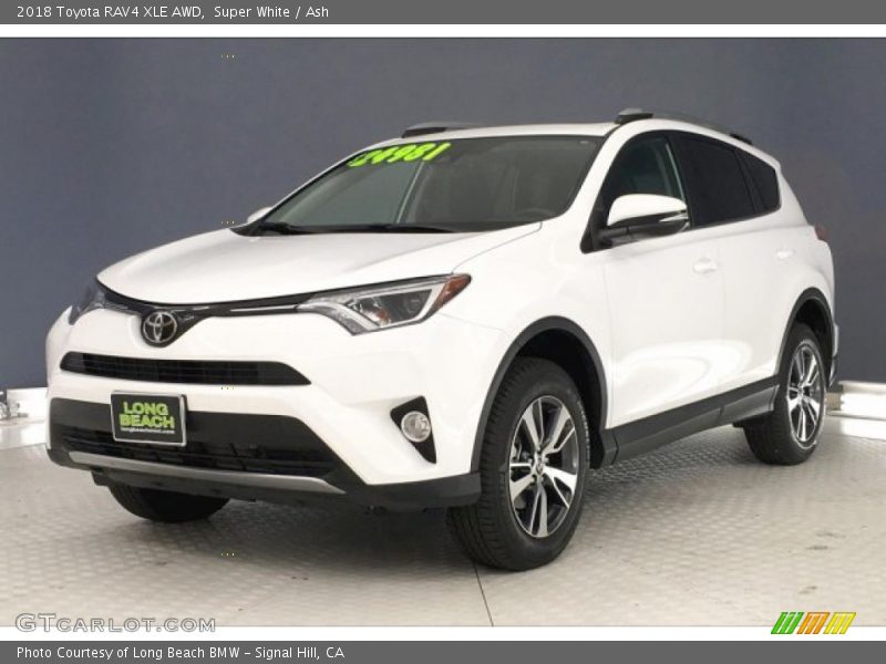 Super White / Ash 2018 Toyota RAV4 XLE AWD