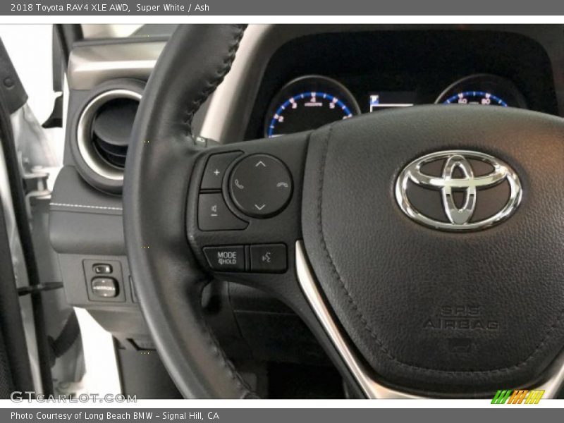 Super White / Ash 2018 Toyota RAV4 XLE AWD