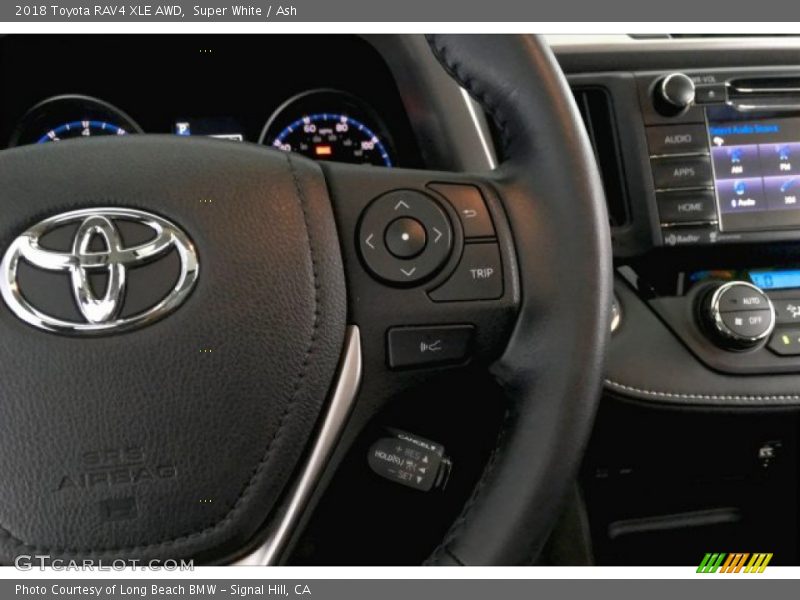 Super White / Ash 2018 Toyota RAV4 XLE AWD