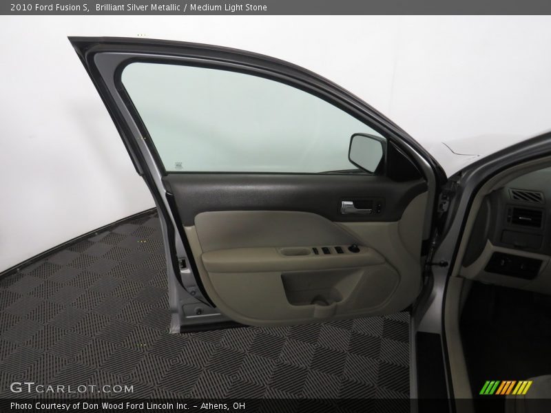 Brilliant Silver Metallic / Medium Light Stone 2010 Ford Fusion S