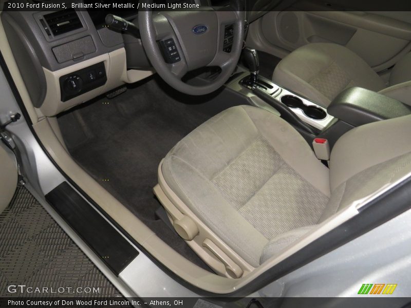 Brilliant Silver Metallic / Medium Light Stone 2010 Ford Fusion S