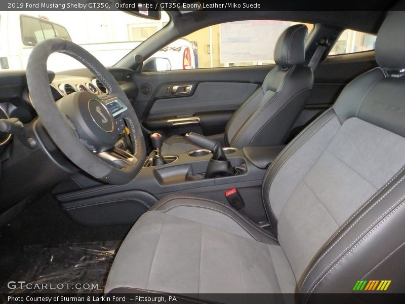 Front Seat of 2019 Mustang Shelby GT350