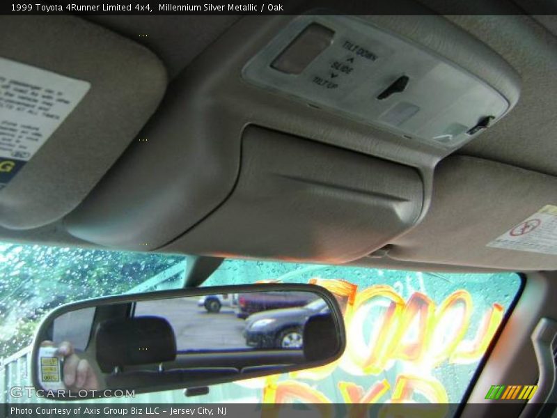 Millennium Silver Metallic / Oak 1999 Toyota 4Runner Limited 4x4