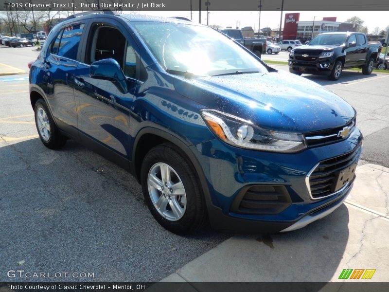 Pacific Blue Metallic / Jet Black 2019 Chevrolet Trax LT
