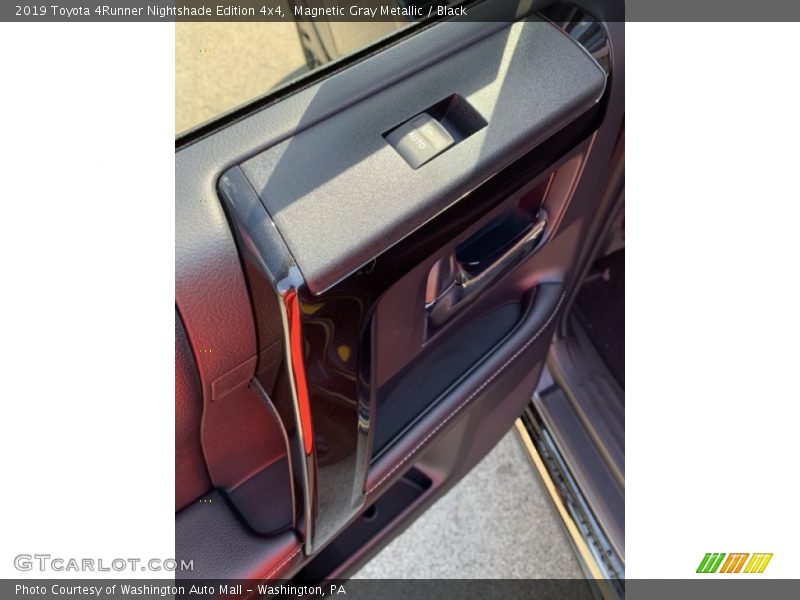 Magnetic Gray Metallic / Black 2019 Toyota 4Runner Nightshade Edition 4x4