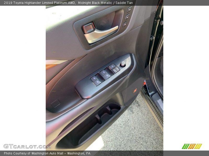 Midnight Black Metallic / Saddle Tan 2019 Toyota Highlander Limited Platinum AWD