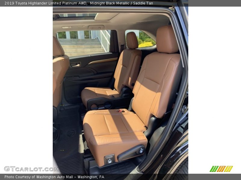 Midnight Black Metallic / Saddle Tan 2019 Toyota Highlander Limited Platinum AWD