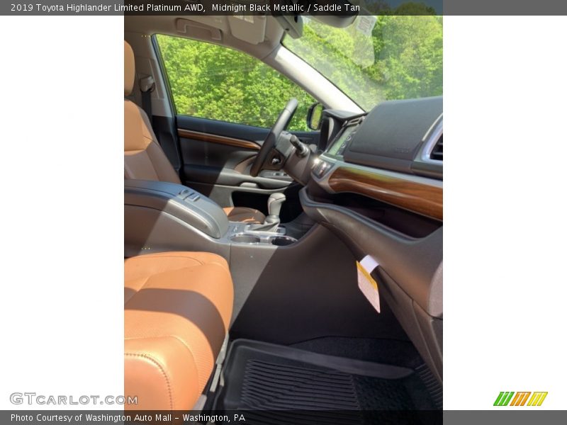 Midnight Black Metallic / Saddle Tan 2019 Toyota Highlander Limited Platinum AWD