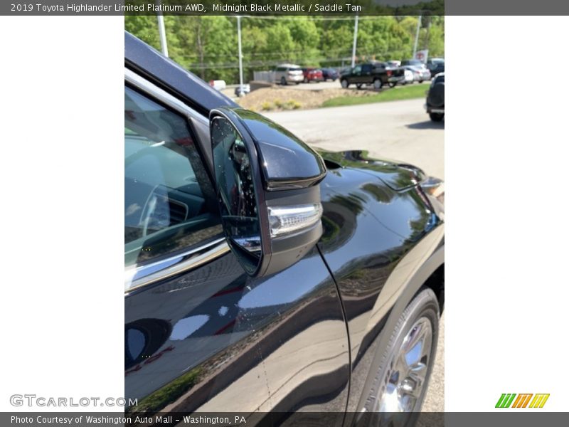 Midnight Black Metallic / Saddle Tan 2019 Toyota Highlander Limited Platinum AWD