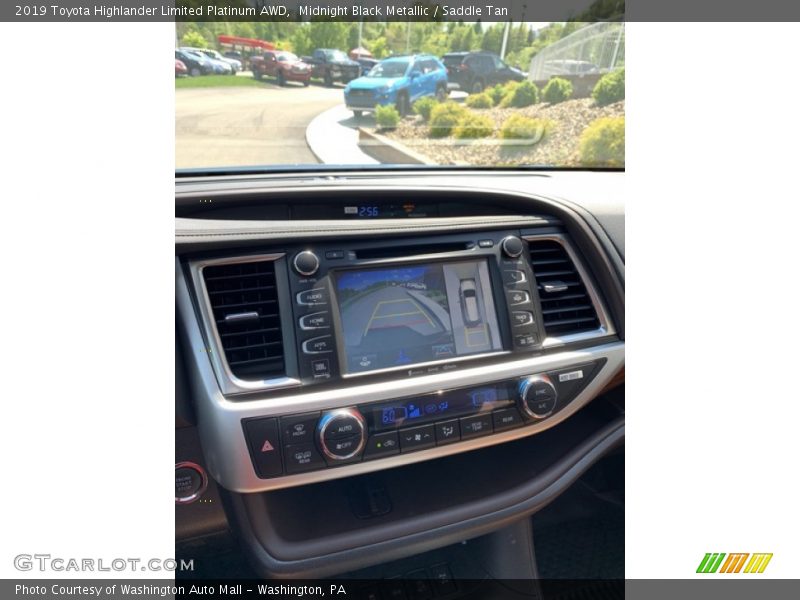 Midnight Black Metallic / Saddle Tan 2019 Toyota Highlander Limited Platinum AWD