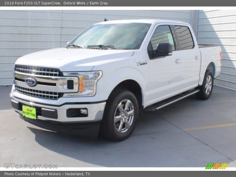 Oxford White / Earth Gray 2019 Ford F150 XLT SuperCrew
