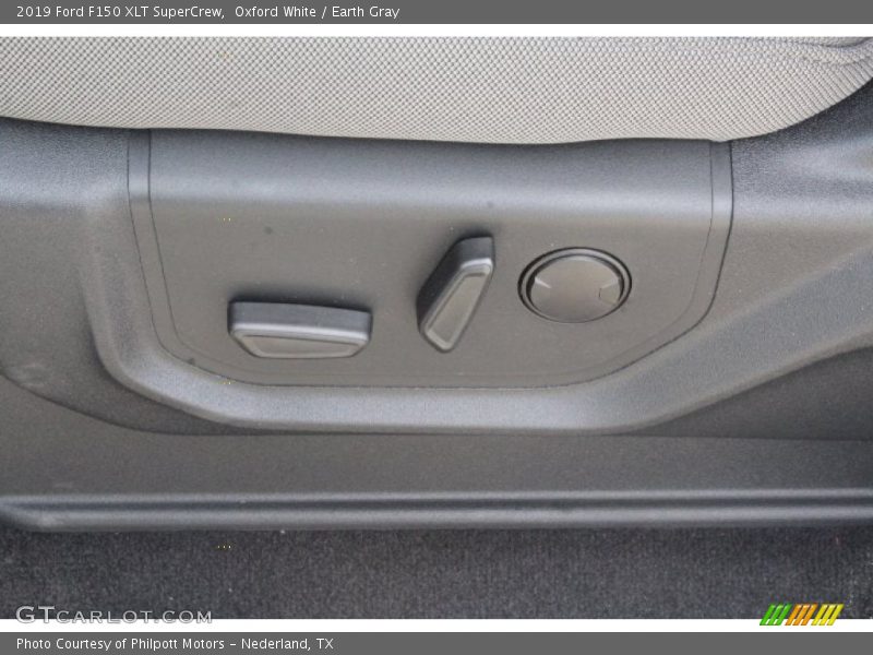 Oxford White / Earth Gray 2019 Ford F150 XLT SuperCrew