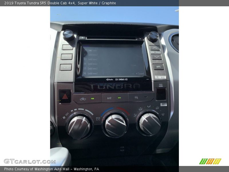 Super White / Graphite 2019 Toyota Tundra SR5 Double Cab 4x4