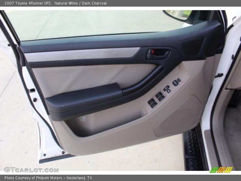 Natural White / Dark Charcoal 2007 Toyota 4Runner SR5