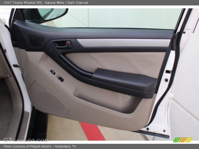 Natural White / Dark Charcoal 2007 Toyota 4Runner SR5