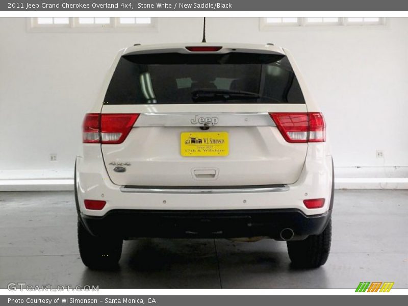 Stone White / New Saddle/Black 2011 Jeep Grand Cherokee Overland 4x4
