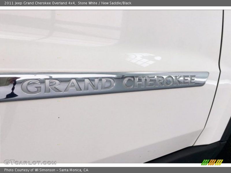 Stone White / New Saddle/Black 2011 Jeep Grand Cherokee Overland 4x4