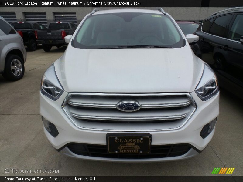 White Platinum / Chromite Gray/Charcoal Black 2019 Ford Escape Titanium