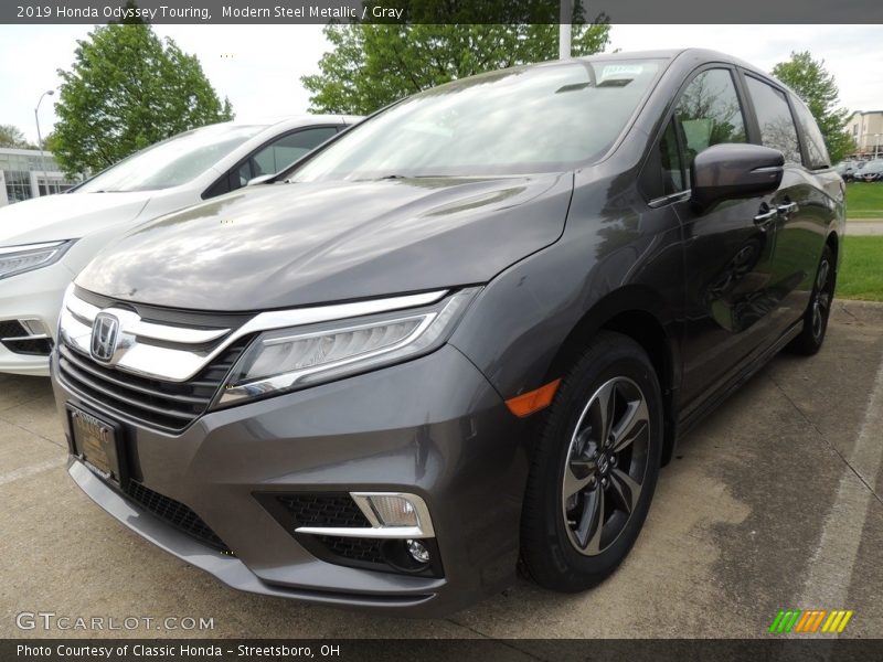 Modern Steel Metallic / Gray 2019 Honda Odyssey Touring