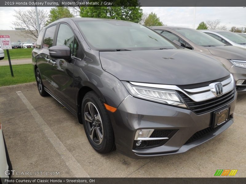 Modern Steel Metallic / Gray 2019 Honda Odyssey Touring