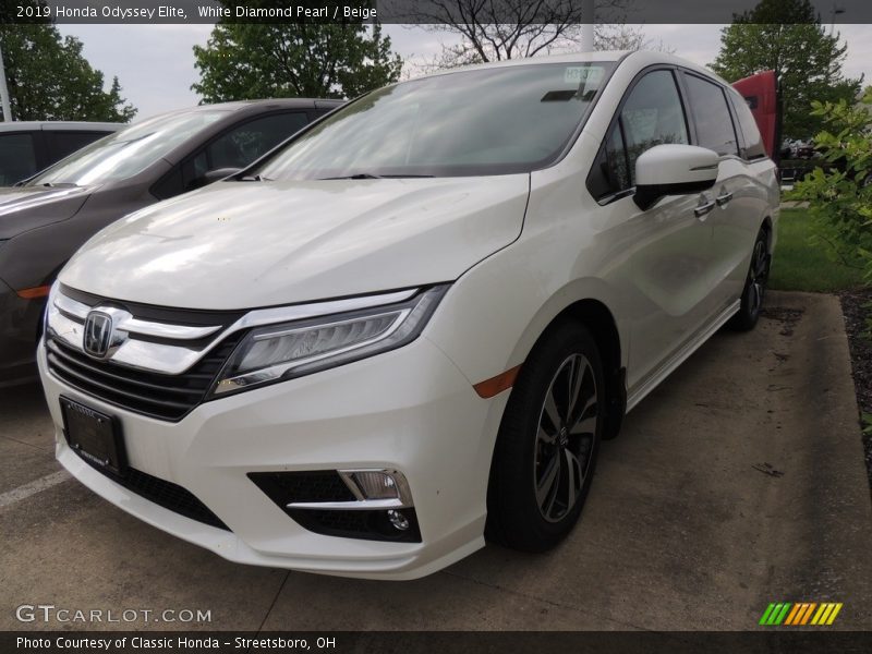 White Diamond Pearl / Beige 2019 Honda Odyssey Elite