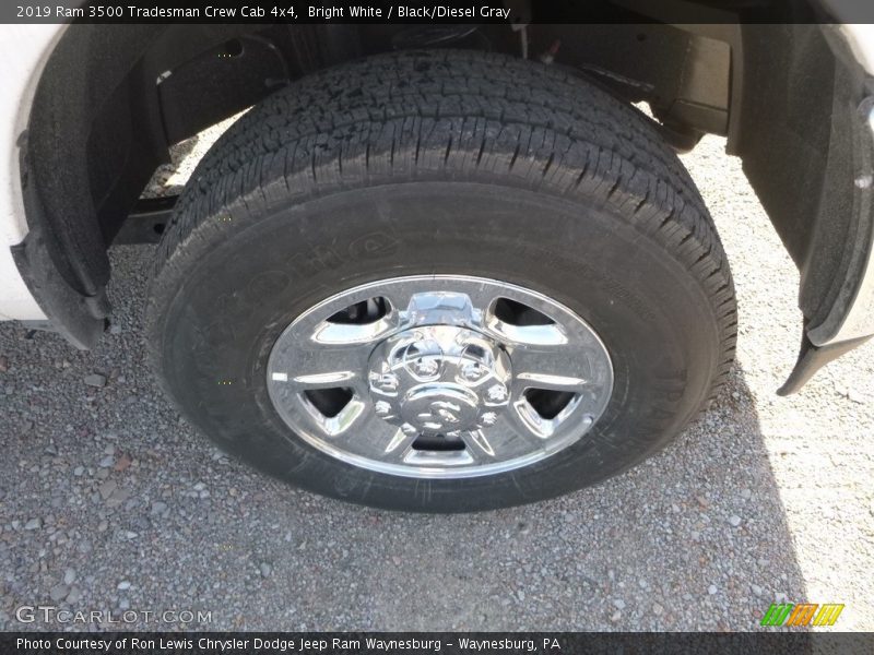 Bright White / Black/Diesel Gray 2019 Ram 3500 Tradesman Crew Cab 4x4