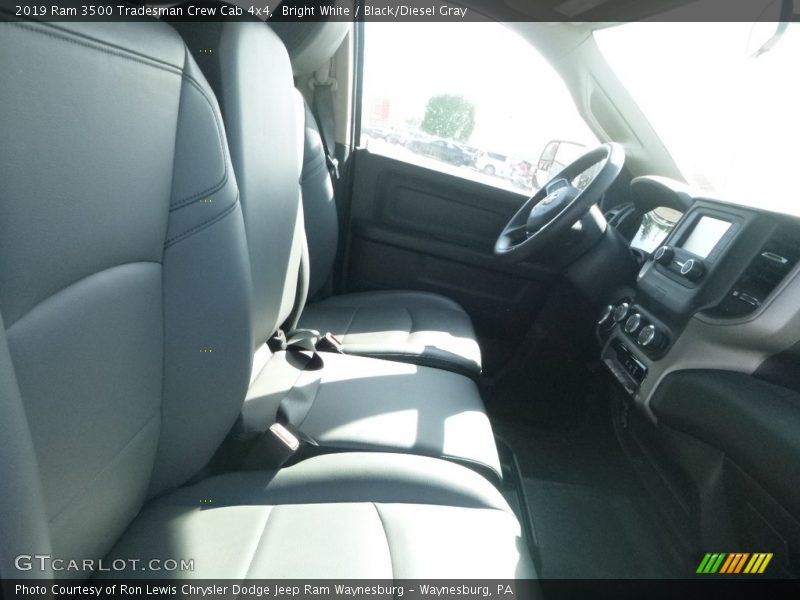 Bright White / Black/Diesel Gray 2019 Ram 3500 Tradesman Crew Cab 4x4