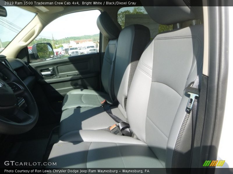 Bright White / Black/Diesel Gray 2019 Ram 3500 Tradesman Crew Cab 4x4