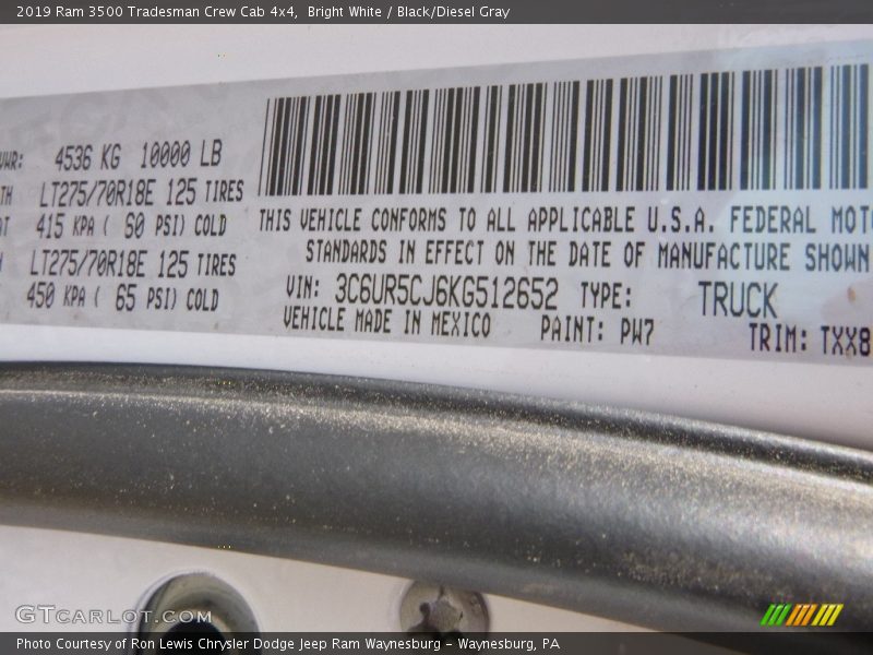 Bright White / Black/Diesel Gray 2019 Ram 3500 Tradesman Crew Cab 4x4
