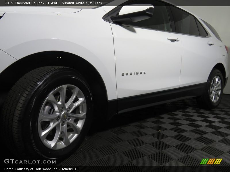 Summit White / Jet Black 2019 Chevrolet Equinox LT AWD