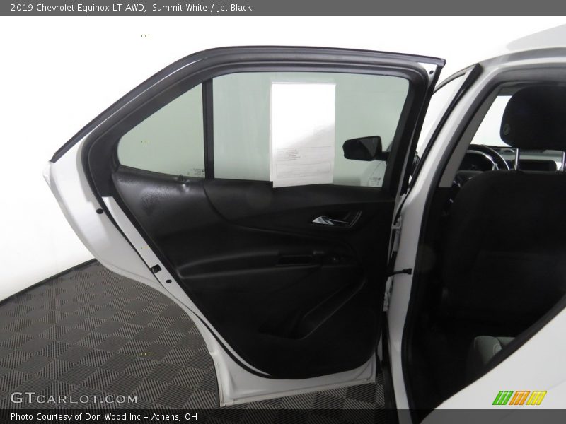 Summit White / Jet Black 2019 Chevrolet Equinox LT AWD