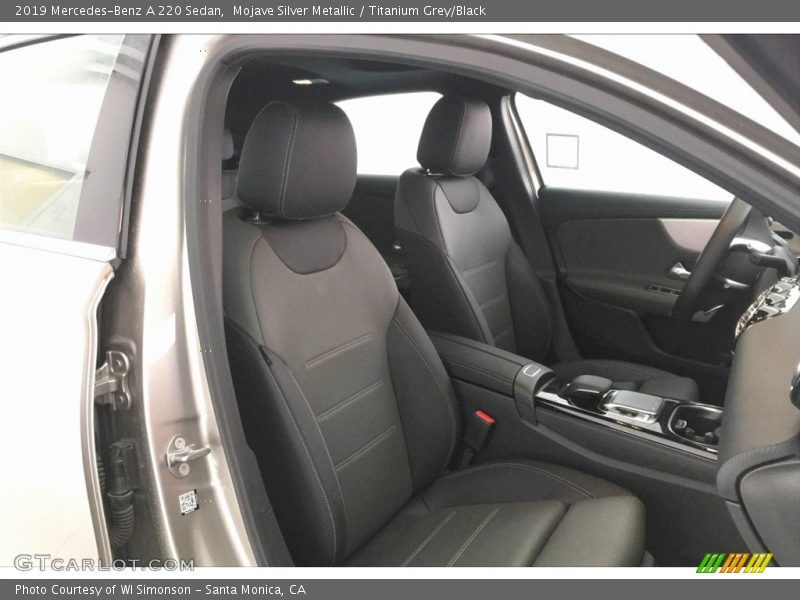 Mojave Silver Metallic / Titanium Grey/Black 2019 Mercedes-Benz A 220 Sedan