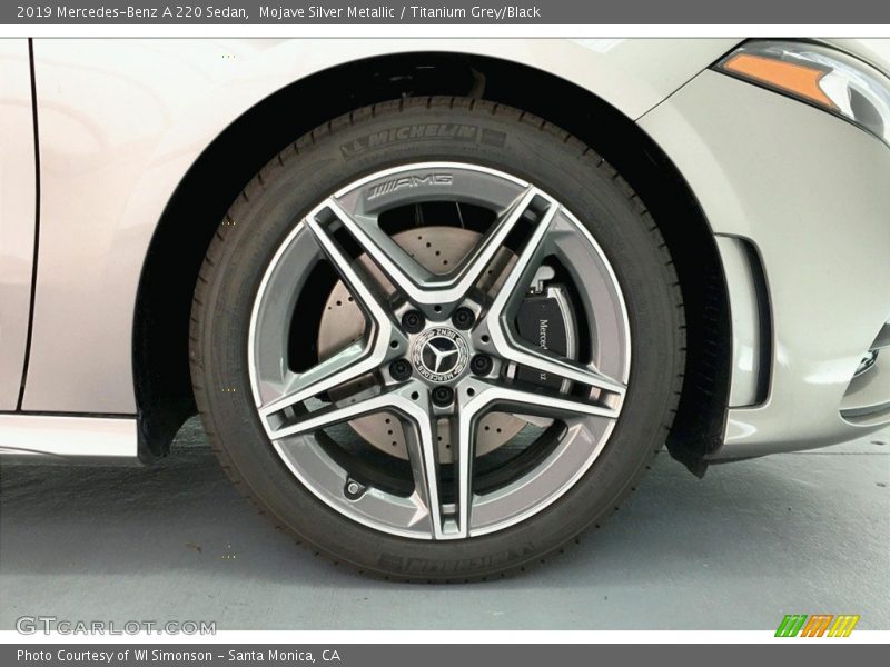 Mojave Silver Metallic / Titanium Grey/Black 2019 Mercedes-Benz A 220 Sedan