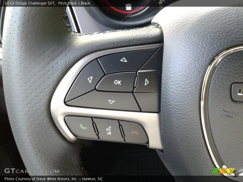Pitch Black / Black 2019 Dodge Challenger SXT