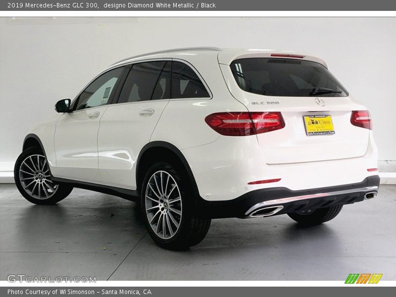 designo Diamond White Metallic / Black 2019 Mercedes-Benz GLC 300