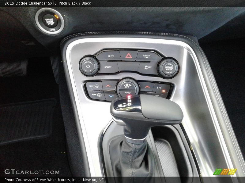 Pitch Black / Black 2019 Dodge Challenger SXT