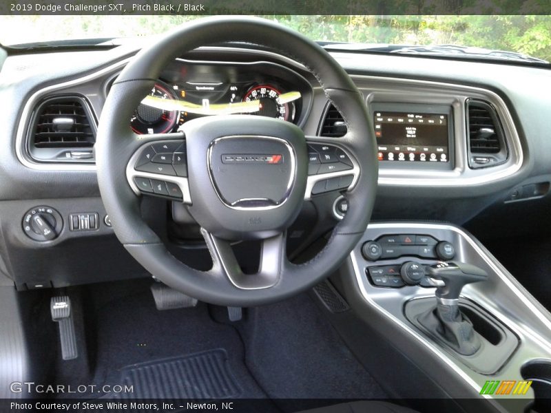 Pitch Black / Black 2019 Dodge Challenger SXT