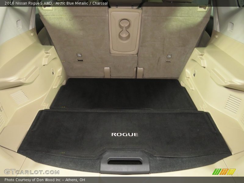Arctic Blue Metallic / Charcoal 2016 Nissan Rogue S AWD