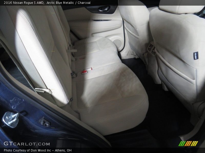 Arctic Blue Metallic / Charcoal 2016 Nissan Rogue S AWD