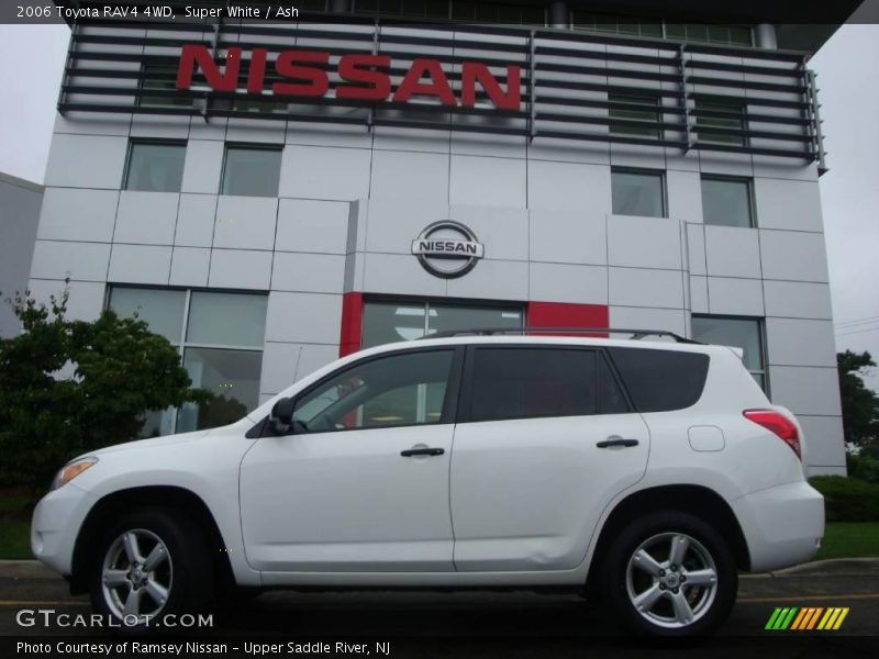 Super White / Ash 2006 Toyota RAV4 4WD