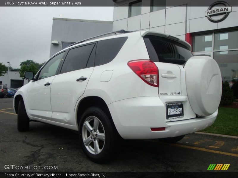 Super White / Ash 2006 Toyota RAV4 4WD
