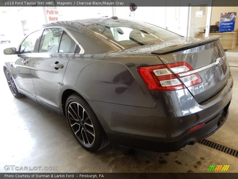 Magnetic / Charcoal Black/Mayan Gray 2019 Ford Taurus SHO AWD