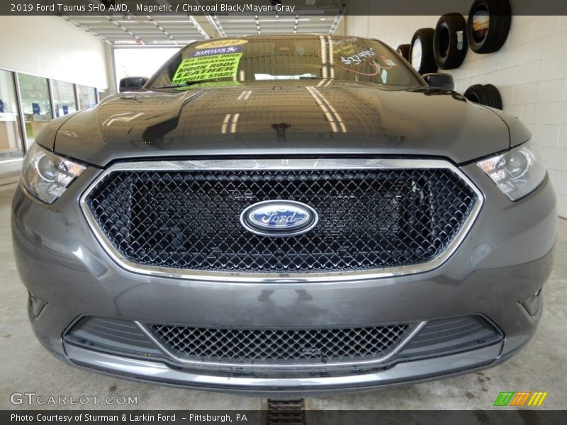 Magnetic / Charcoal Black/Mayan Gray 2019 Ford Taurus SHO AWD
