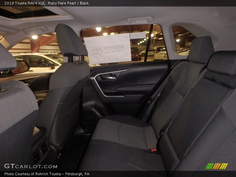 Ruby Flare Pearl / Black 2019 Toyota RAV4 XLE
