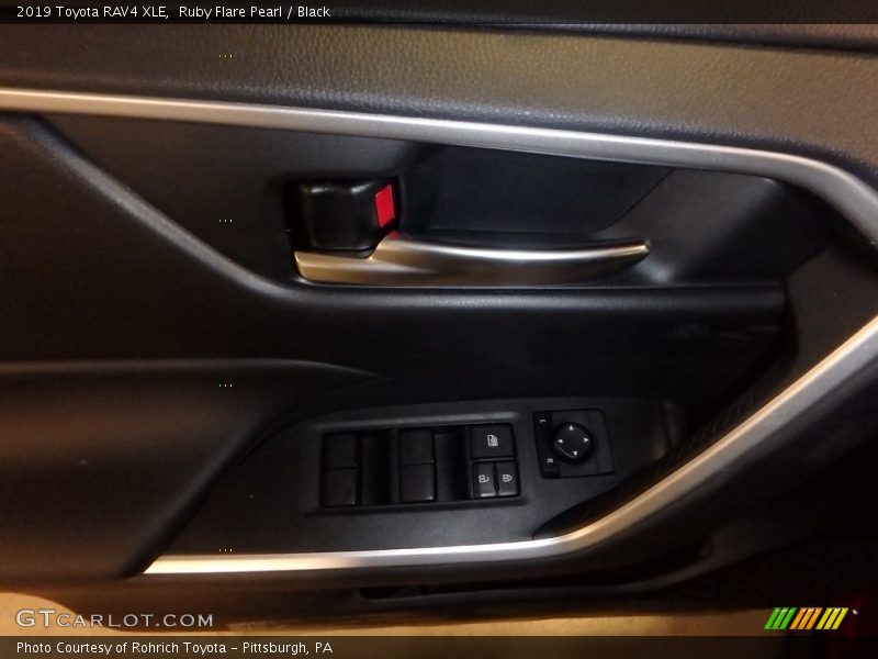 Ruby Flare Pearl / Black 2019 Toyota RAV4 XLE