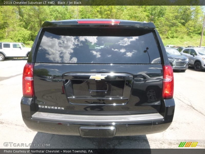 Black / Jet Black 2019 Chevrolet Suburban LT 4WD