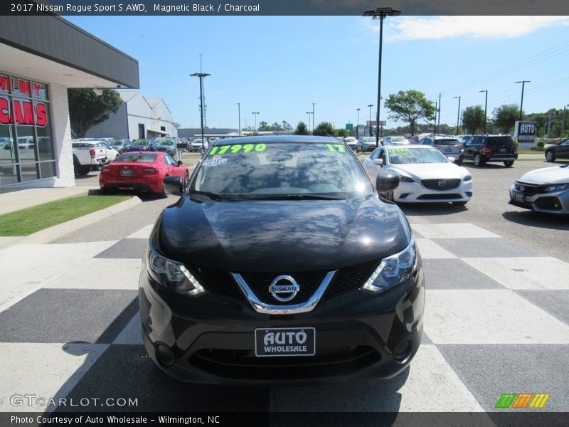 Magnetic Black / Charcoal 2017 Nissan Rogue Sport S AWD